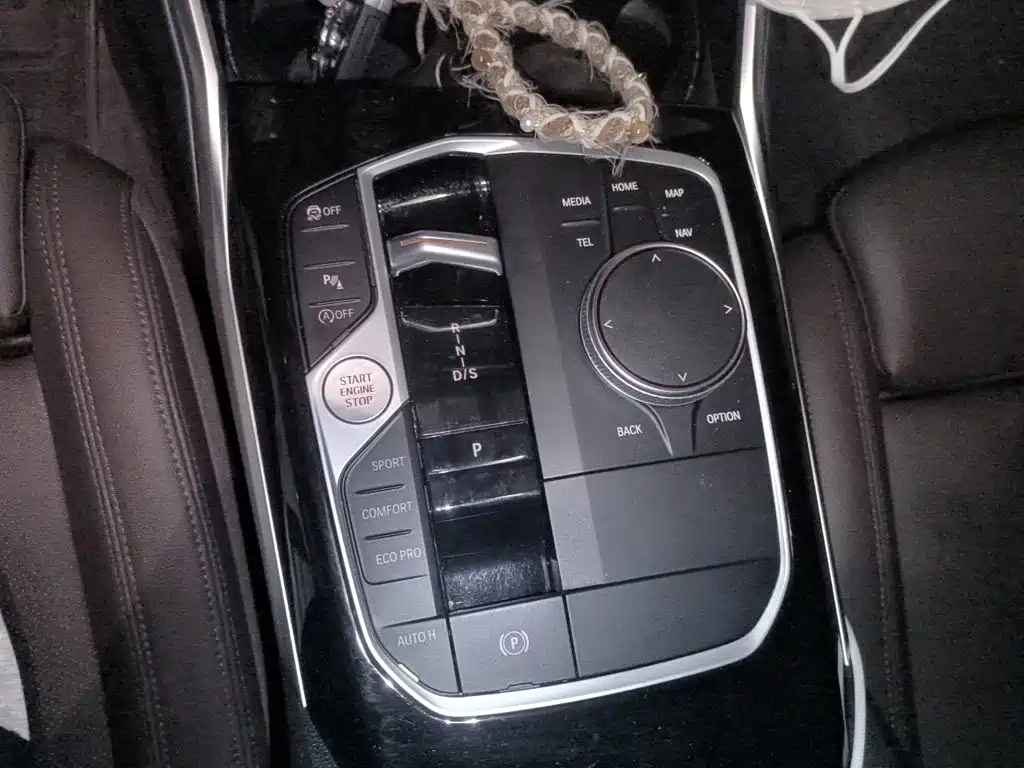 BMW 3 Series — миниатюра 15