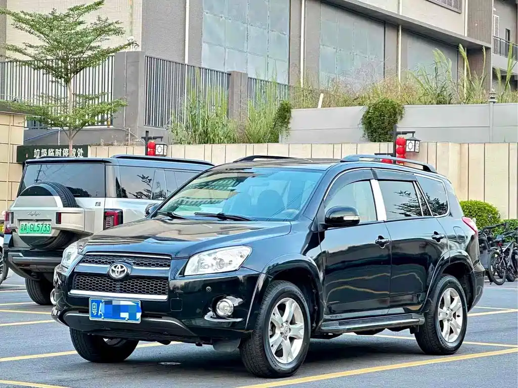 Toyota RAV4 2012