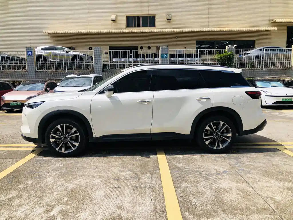 Infiniti QX60 — миниатюра 7