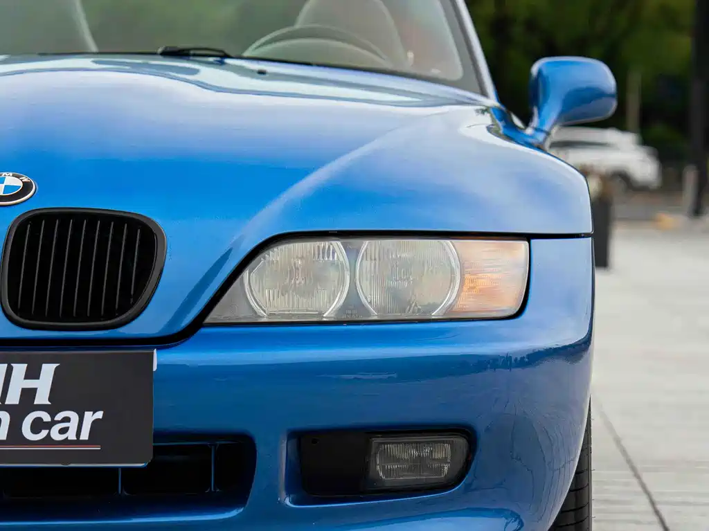 BMW Z3 2005 2.3L MT