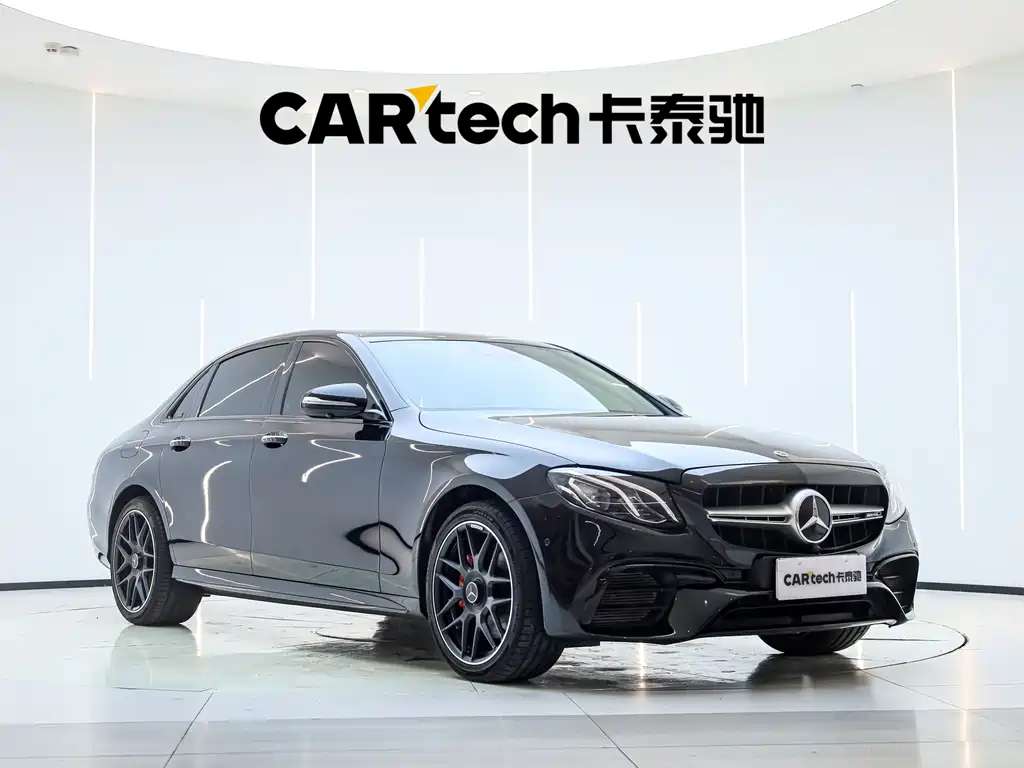 Mercedes-Benz E-Class — миниатюра 8