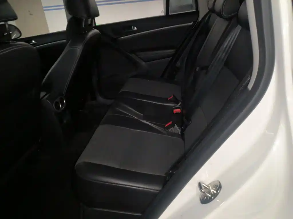 Volkswagen Tiguan — миниатюра 13
