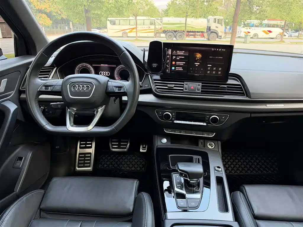 Audi Q5L — миниатюра 22