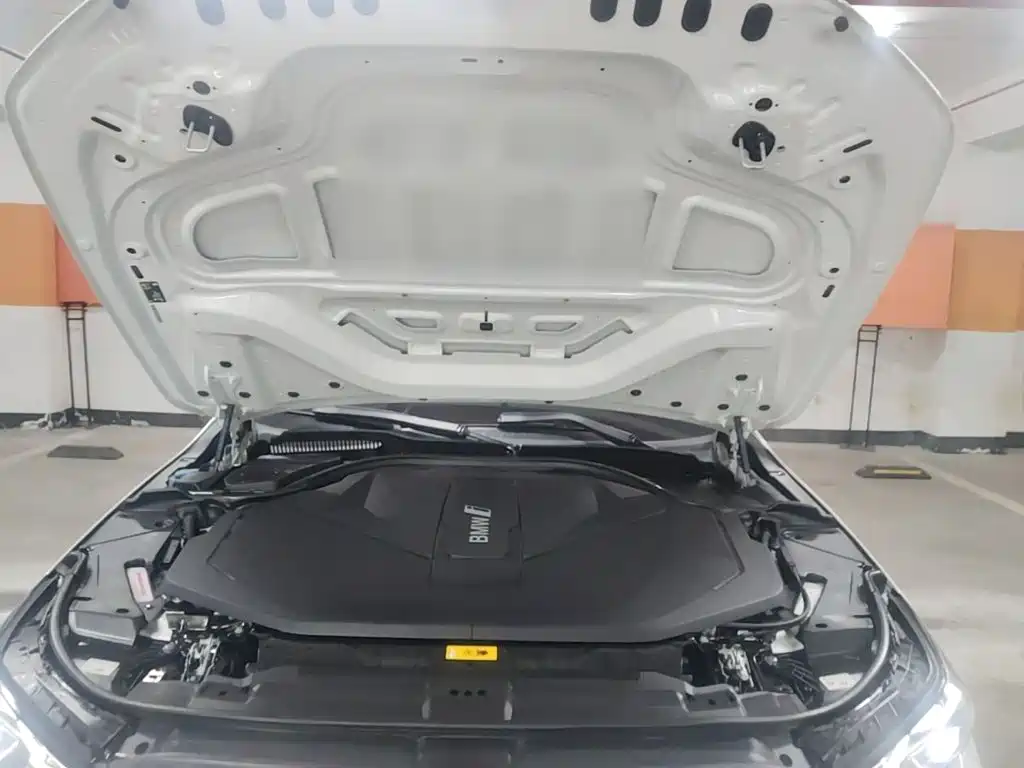 BMW i5 — миниатюра 25
