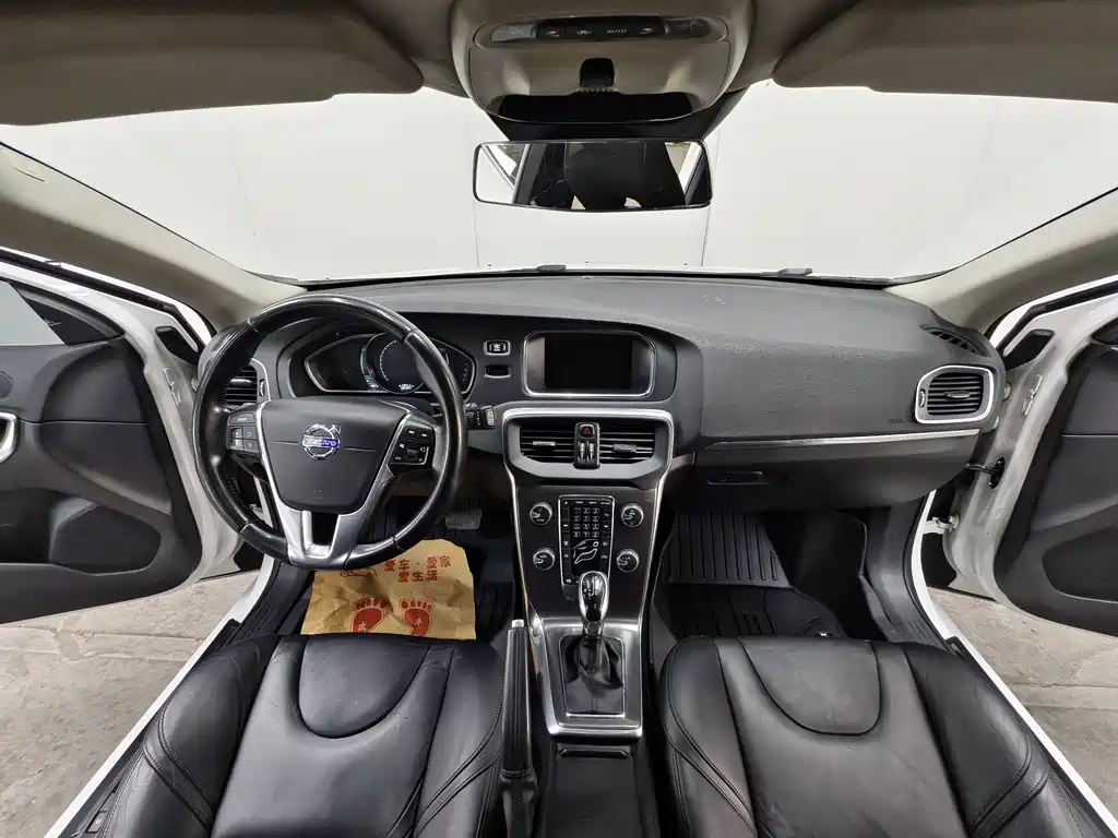 Volvo V40 2013 2.0T