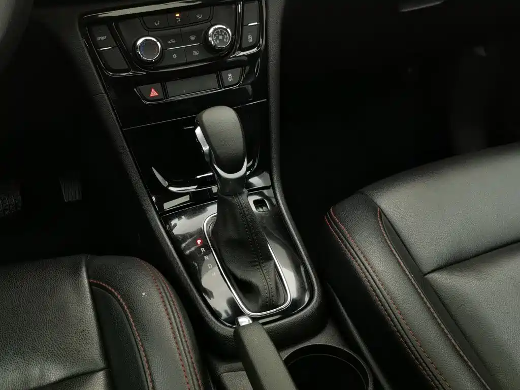 Buick Encore — миниатюра 13