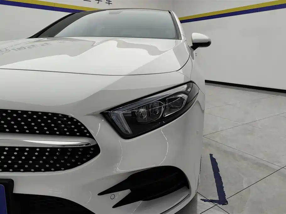 MERCEDES-BENZ A CLASS