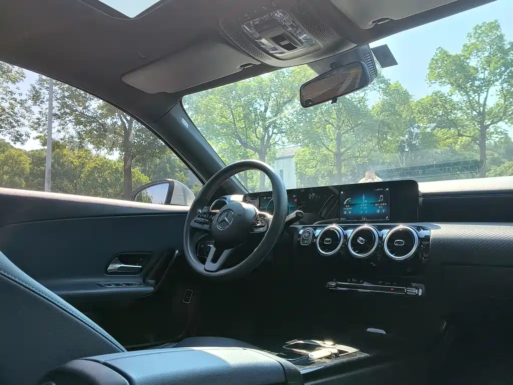 MERCEDES-BENZ A CLASS