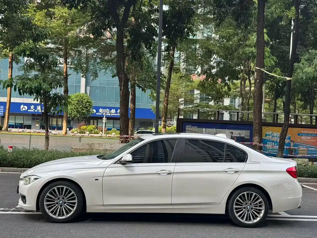 BMW 3 Series — миниатюра 5