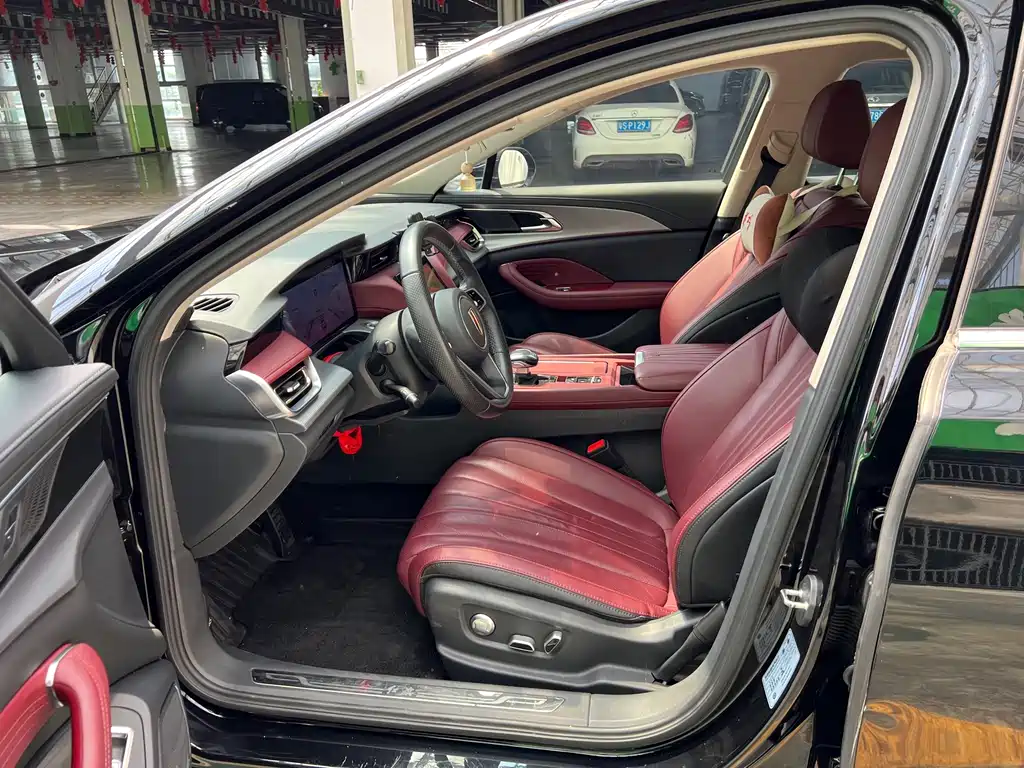 Hongqi Hongqi H5 — миниатюра 4