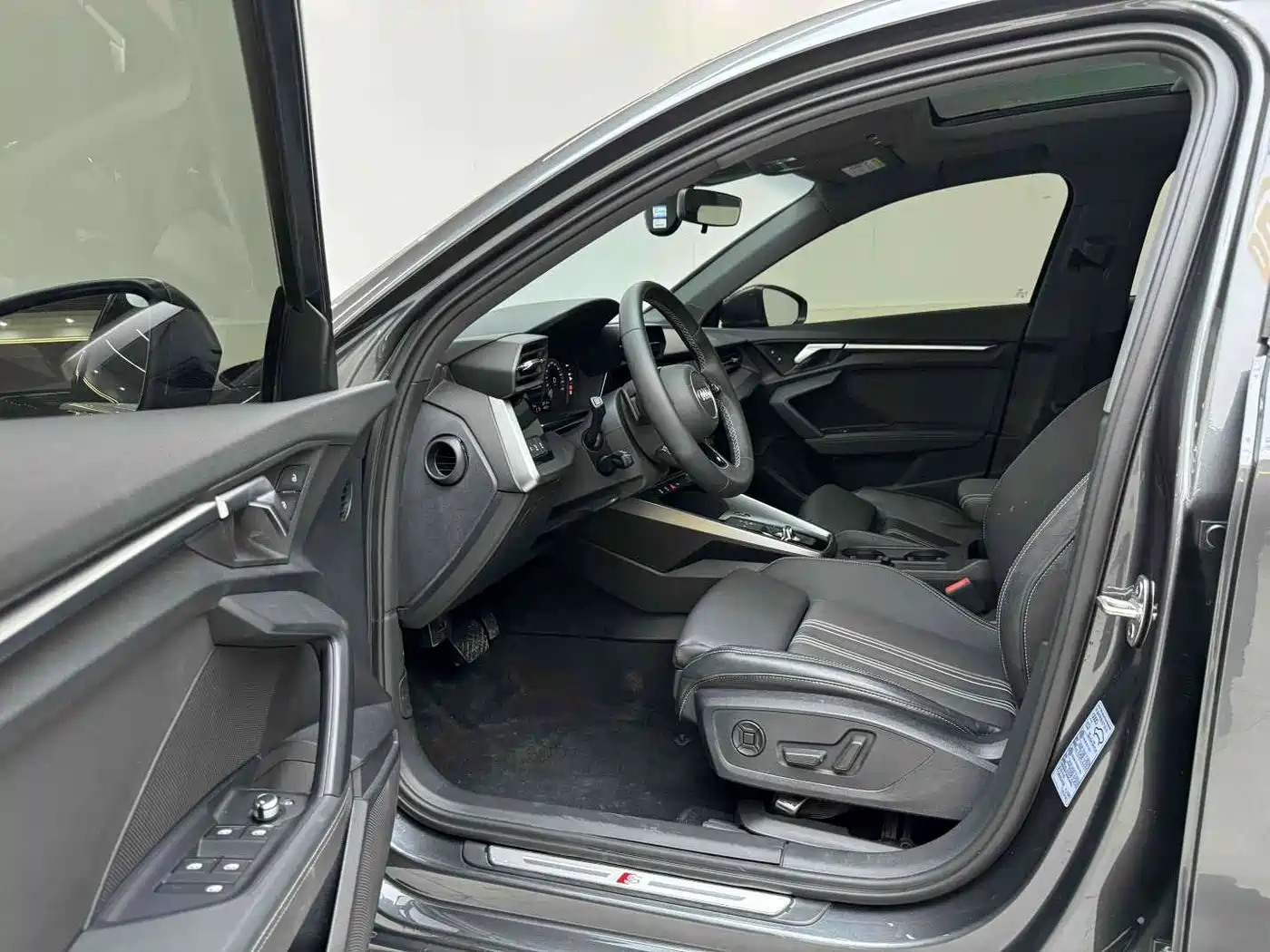Audi A3 id 4515322 из Китая 8