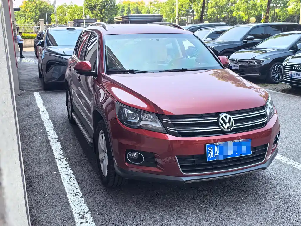 Volkswagen Tiguan — миниатюра 3