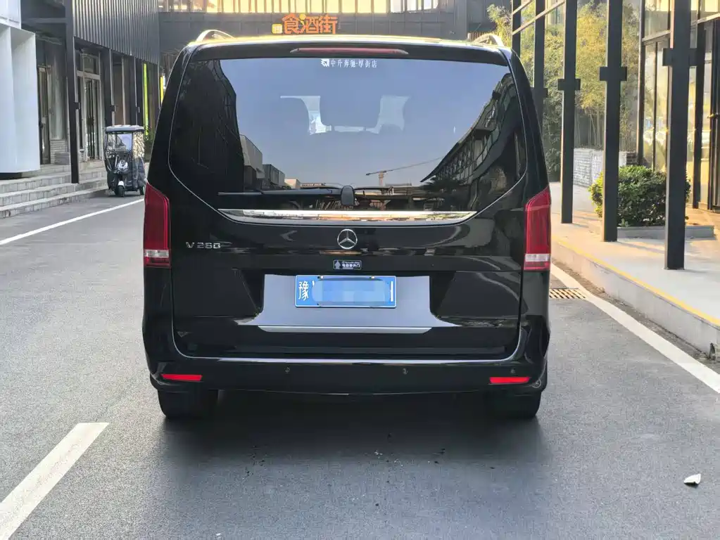 MERCEDES-BENZ V CLASS