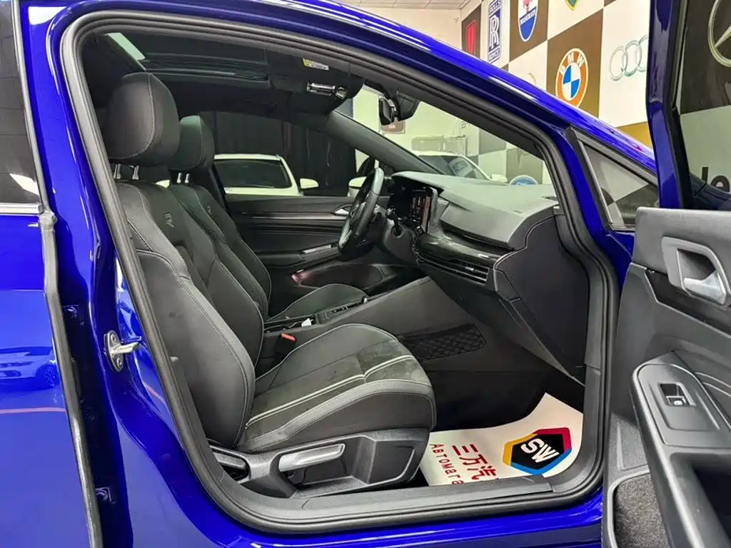 Volkswagen Golf — миниатюра 10