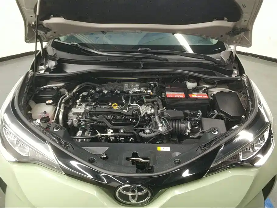 TOYOTA C HR