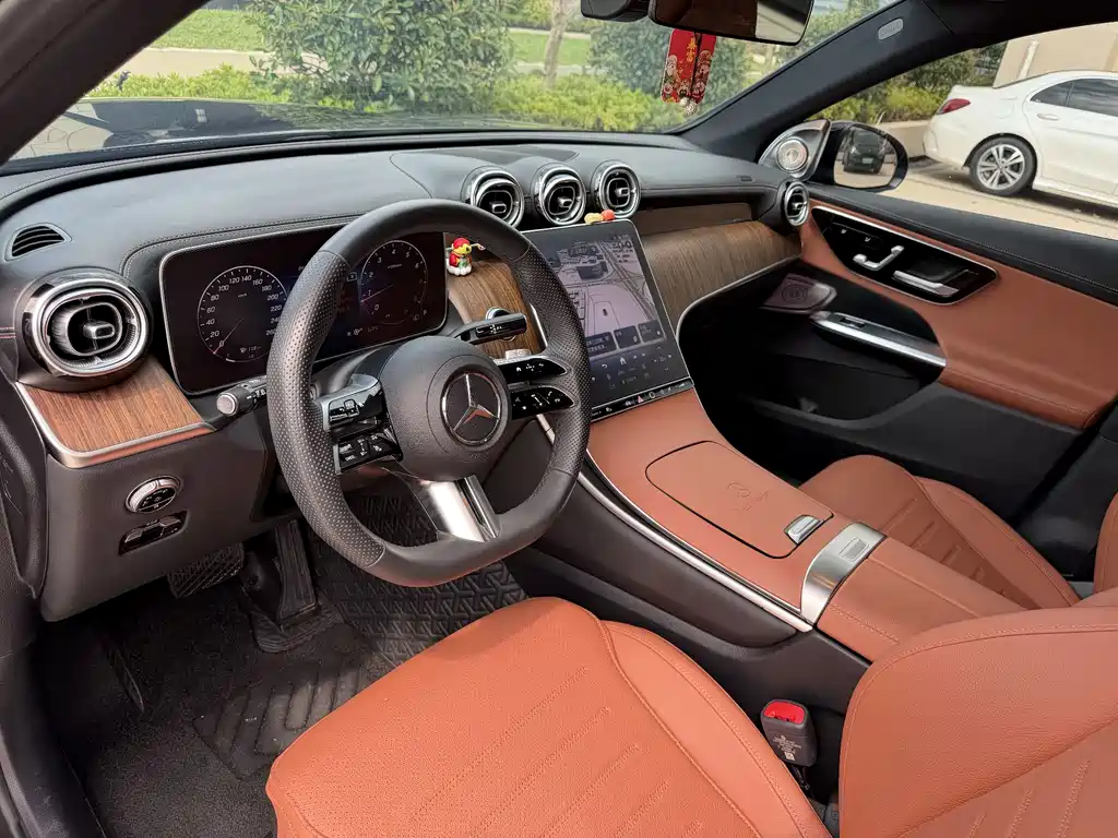 Mercedes-Benz GLC — миниатюра 4