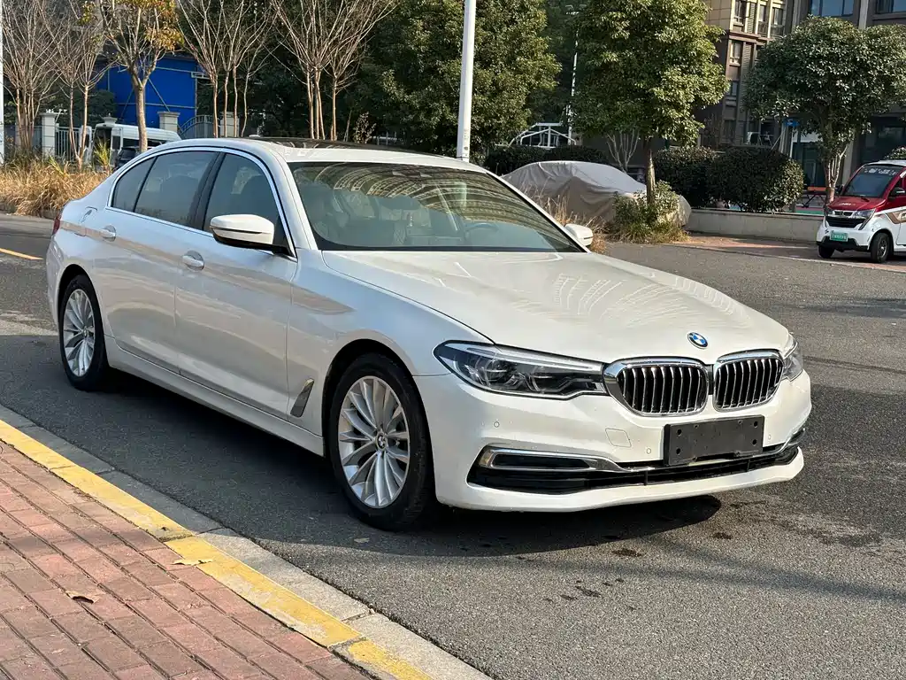 BMW 5 SERIES NEW ENERGY