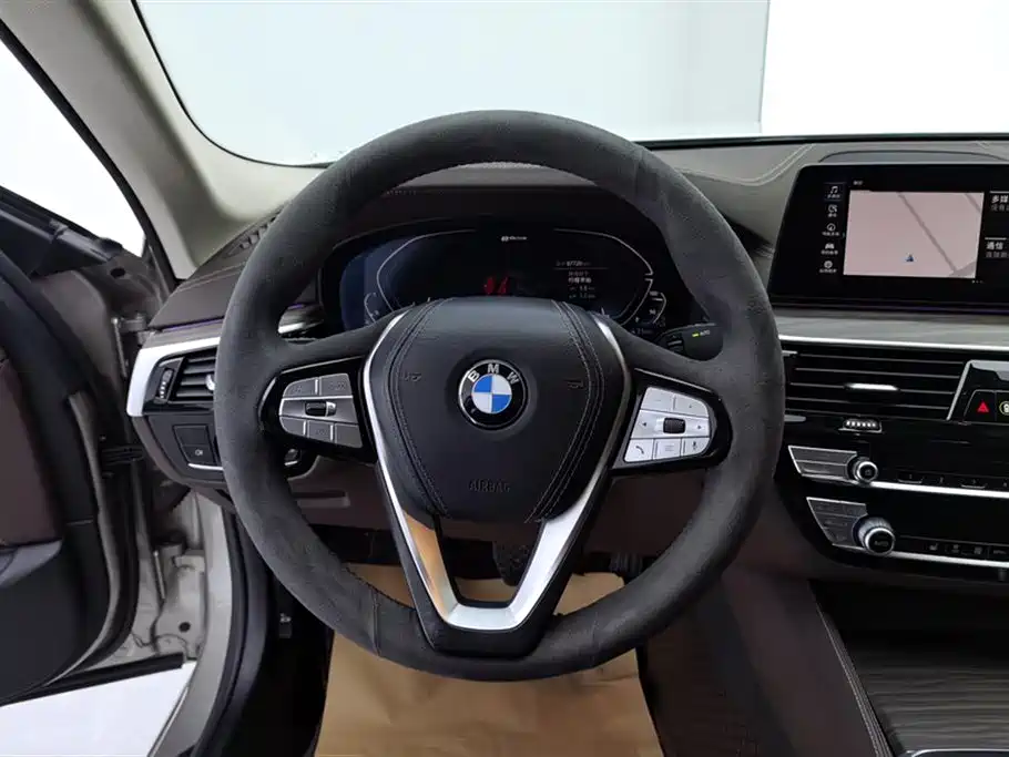 BMW 5 SERIES NEW ENERGY