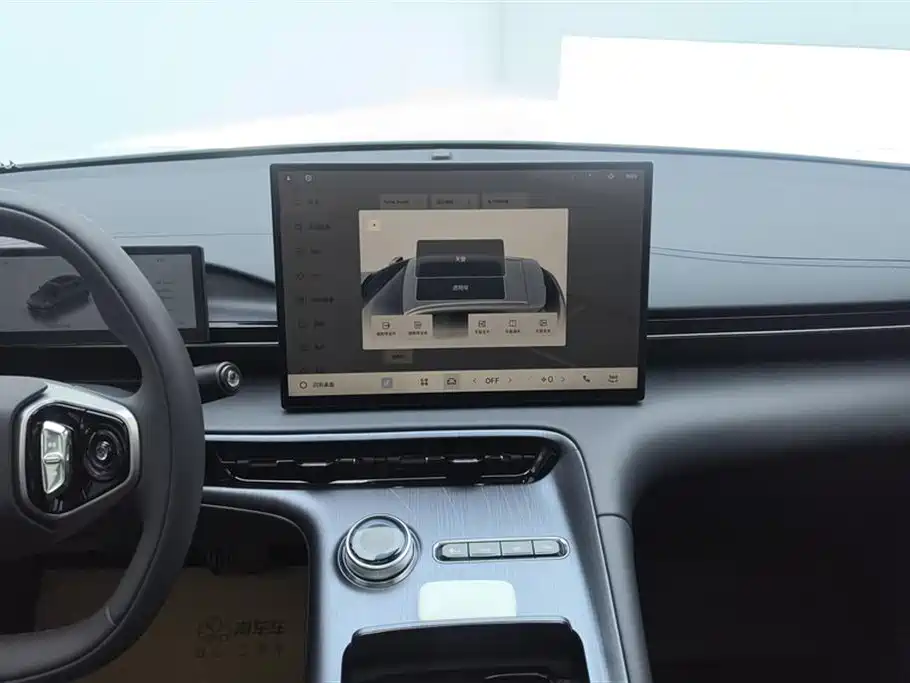 GEELY GALAXY GALAXY E5