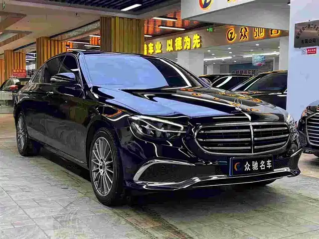 MERCEDES-BENZ E CLASS