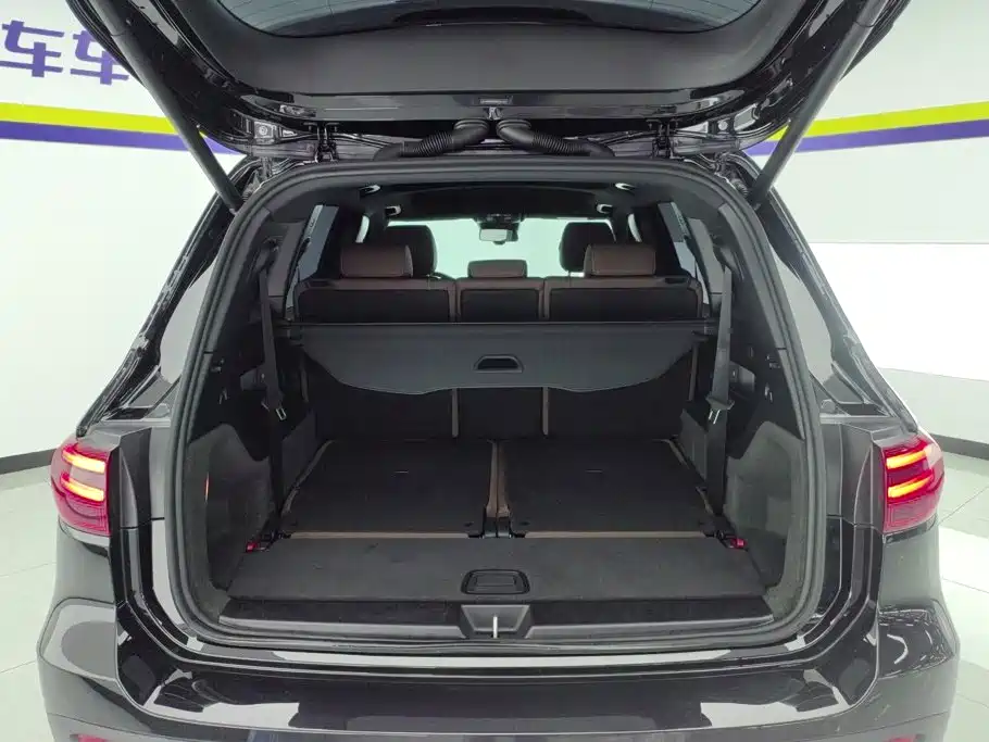 Mercedes-Benz GLB — миниатюра 4