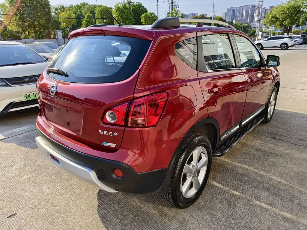 Nissan Qashqai — миниатюра 6