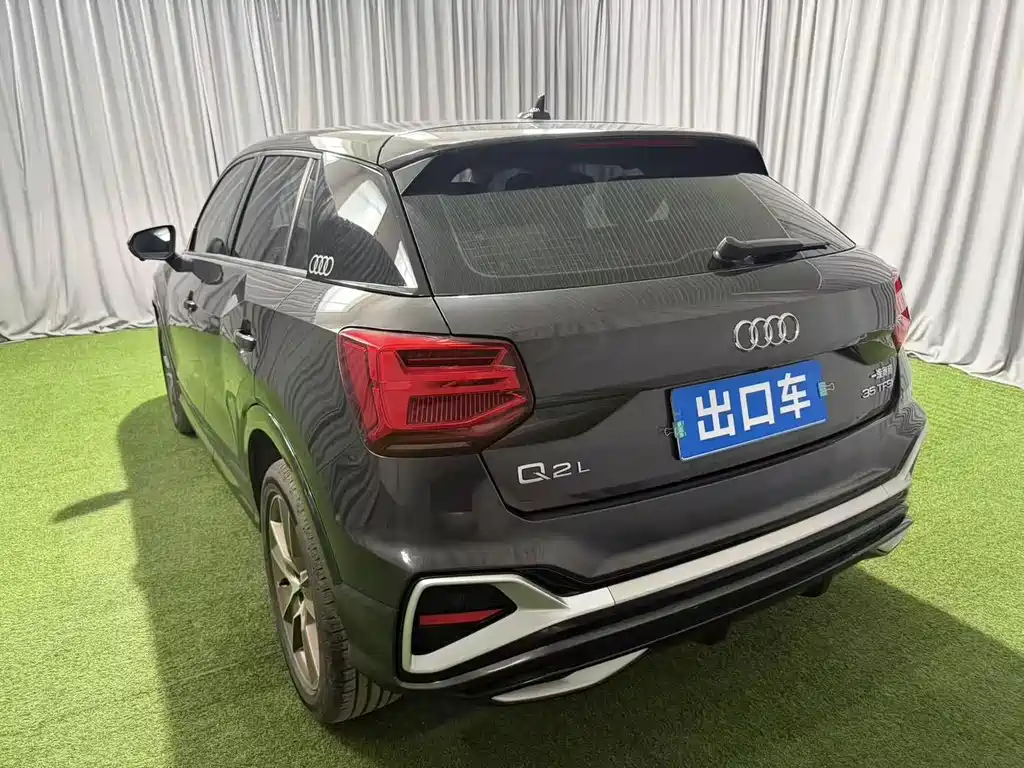 Audi Q2L — миниатюра 4