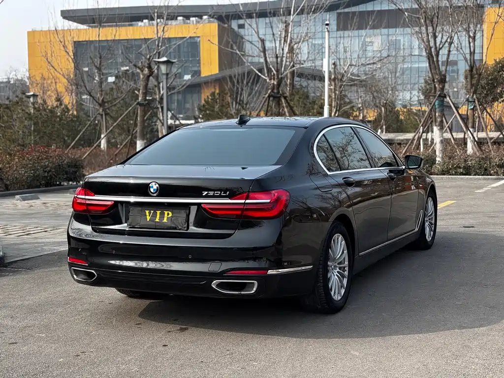 BMW 7 Series 7 2017 730Li Lead