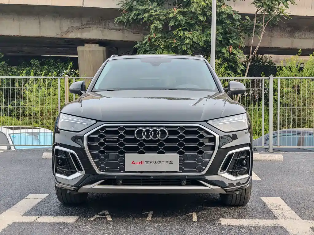 Audi Q5L 2022 40T Luxury