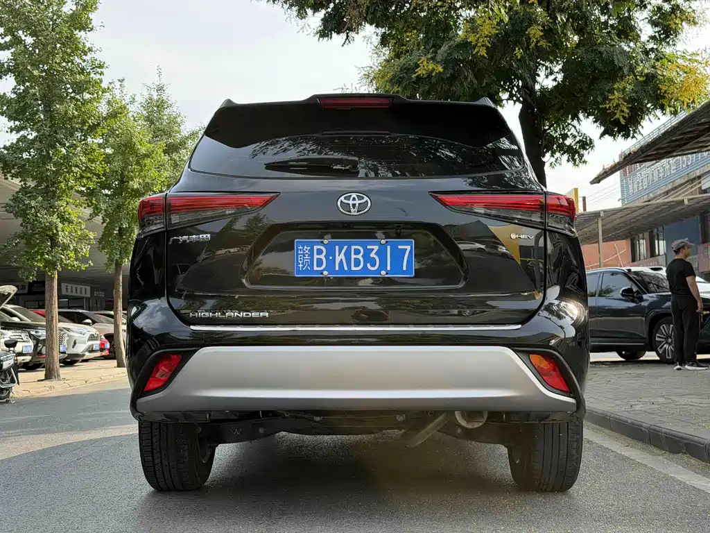Toyota Highlander — миниатюра 3