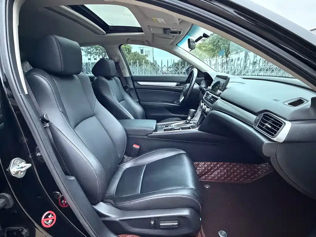 Honda Accord — миниатюра 4