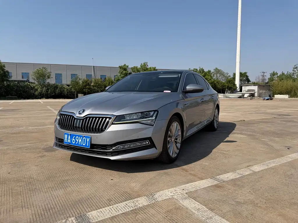 Skoda Superb 2021