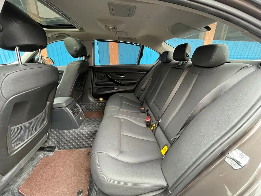 BMW 3 Series — миниатюра 15