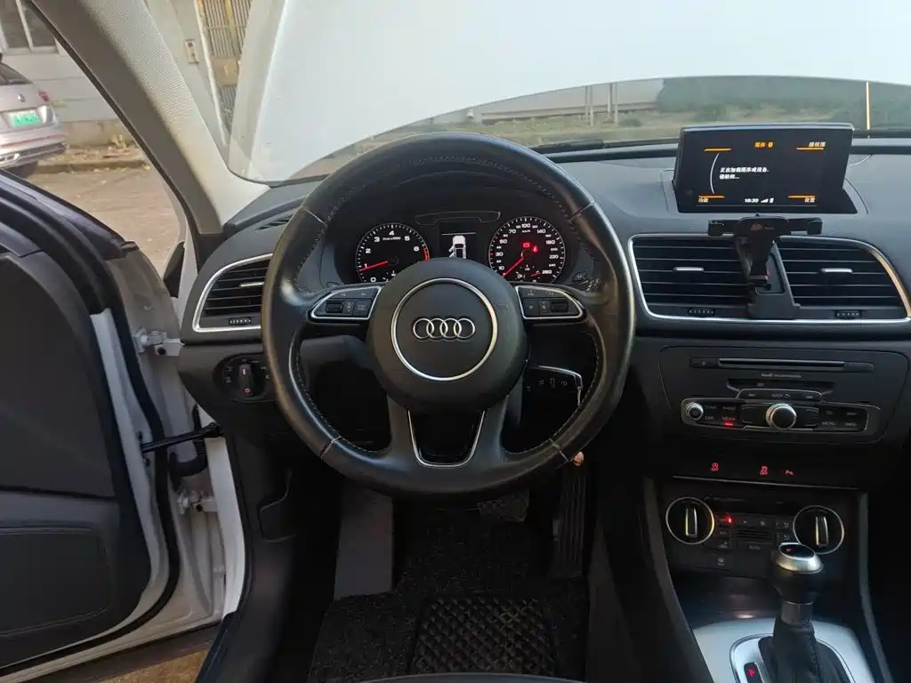 Audi Q3 — миниатюра 6