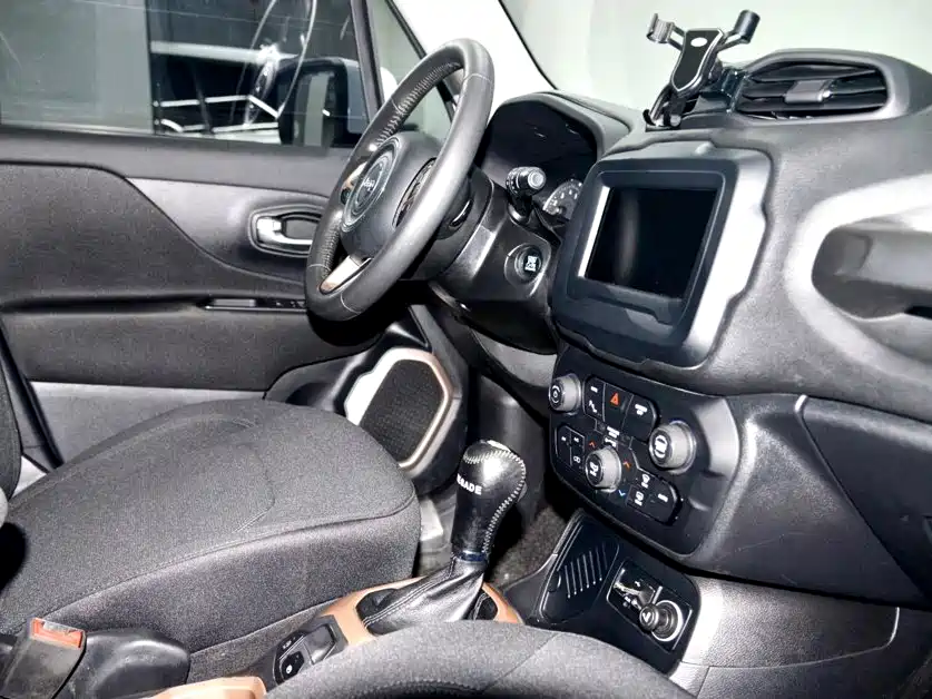Jeep Renegade — миниатюра 16