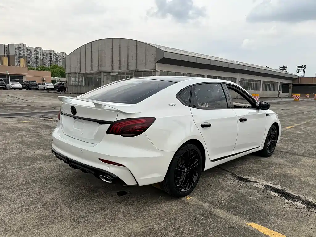 MG MG6 — миниатюра 8