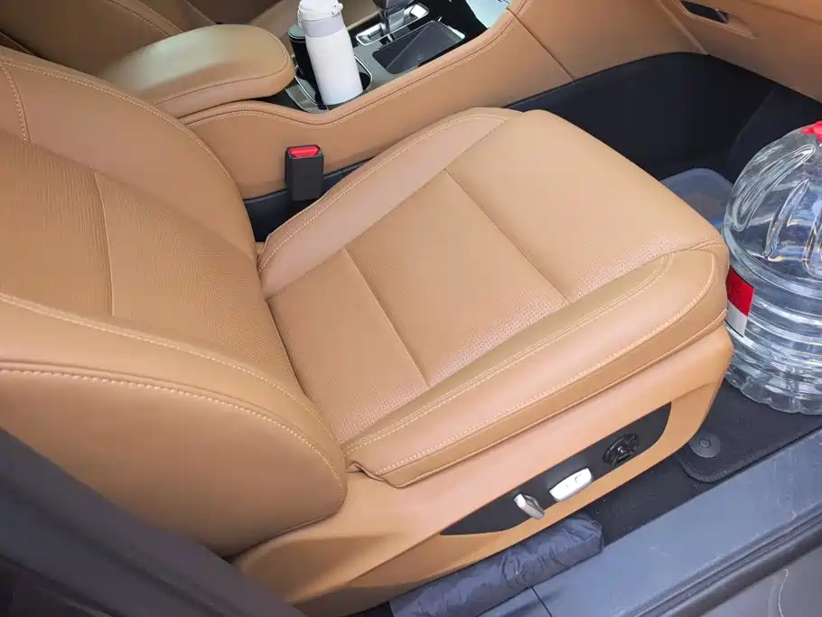 Li Auto Li ONE — миниатюра 8