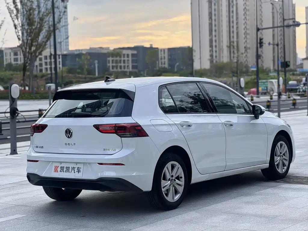 Volkswagen Golf — миниатюра 8