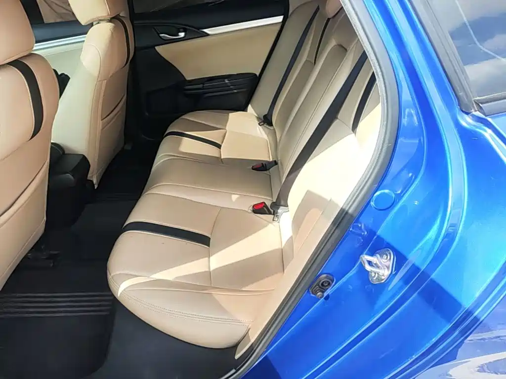 Honda Civic — миниатюра 17