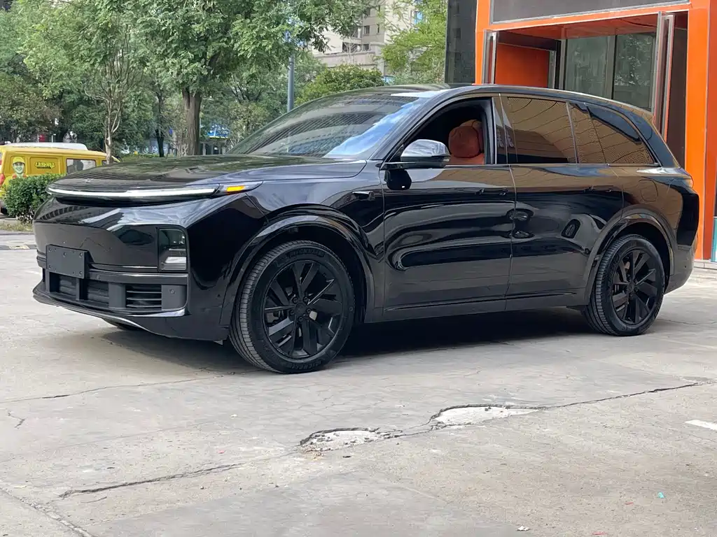 Li Auto Li L8