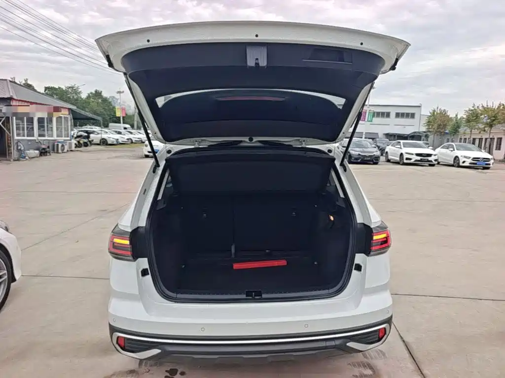 Volkswagen Tharu — миниатюра 19