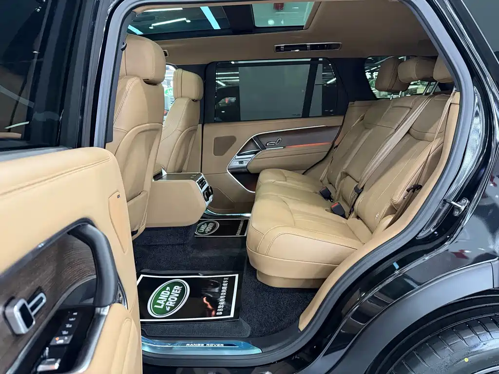 Land Rover Range Rover — миниатюра 9