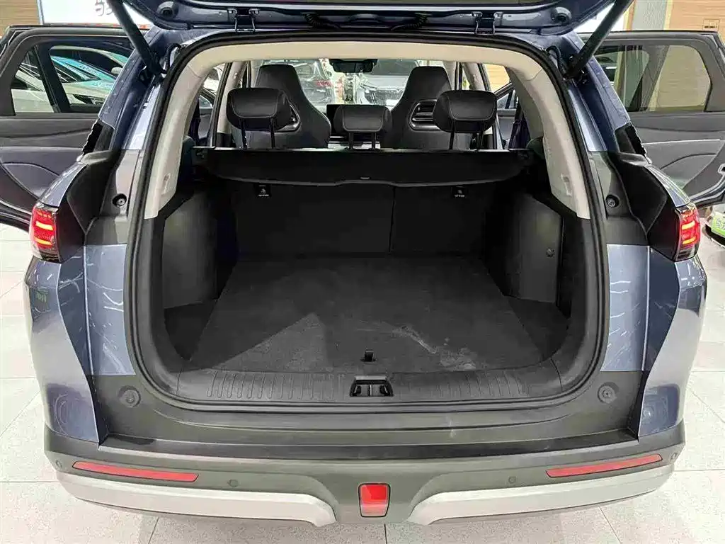 BYD 07 DM-i 2025 150 +