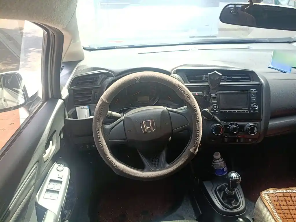 Honda Fit — миниатюра 3