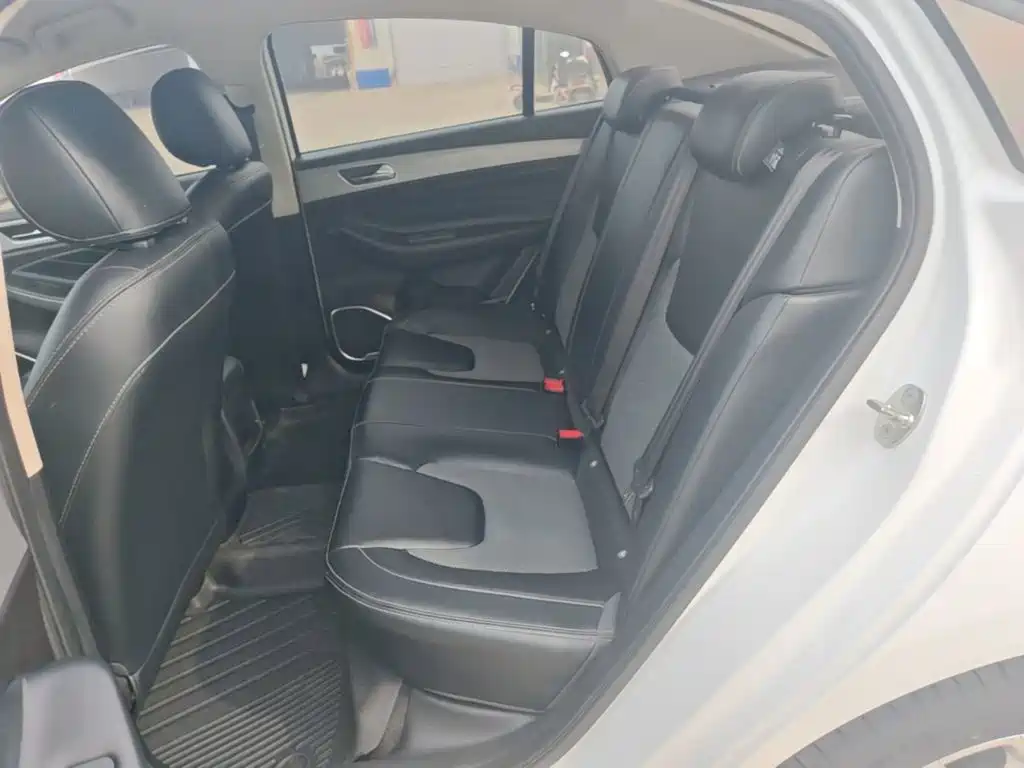 Chery Arrizo 5 — миниатюра 17