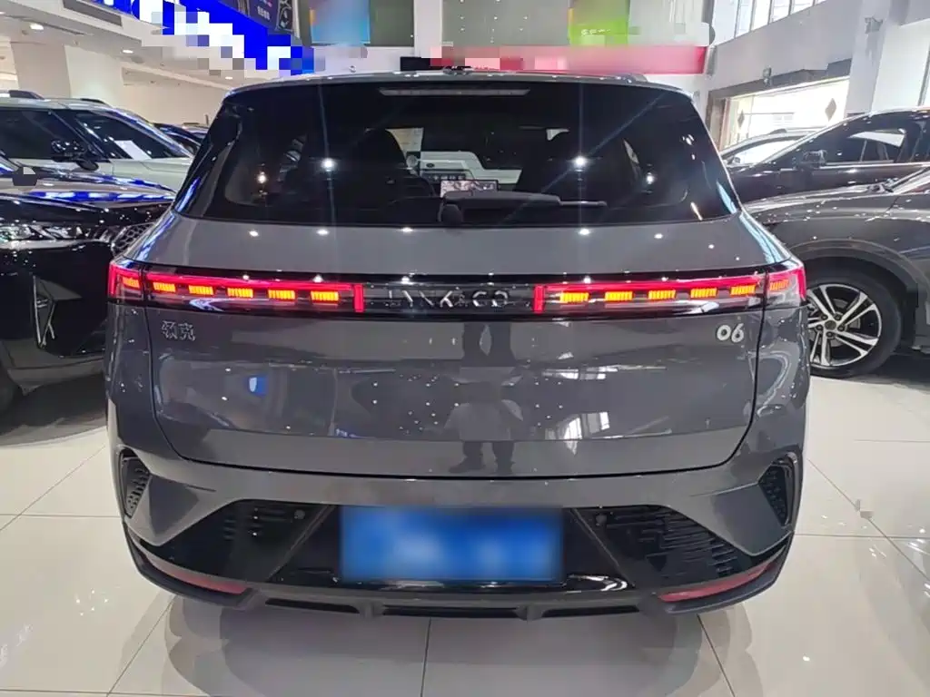 Lynk & Co 06 — миниатюра 6