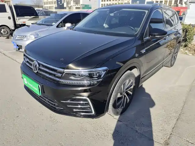 Volkswagen Tiguan L PHEV