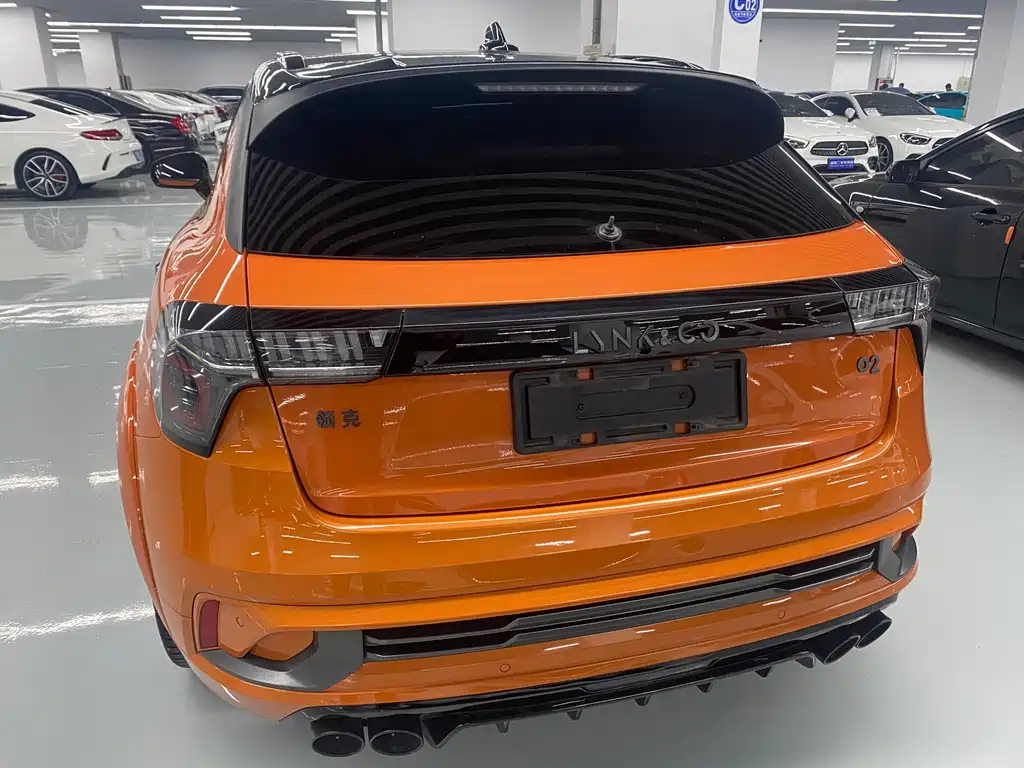 LYNK & CO. 02 HATCHBACK