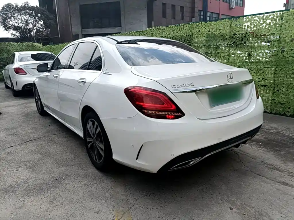 Mercedes-Benz C-Class — миниатюра 5