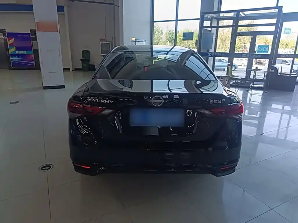 Nissan Sylphy — миниатюра 6